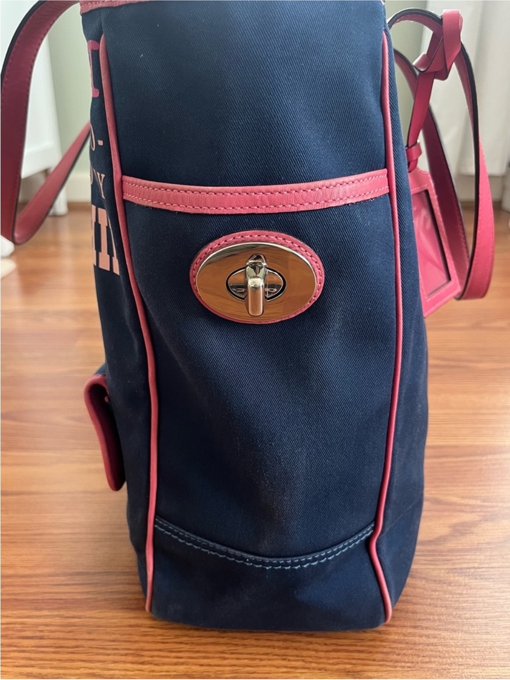 Coach "Bonnie
Cashin" Tote No. M0873-13530 - Picture 3 of 12